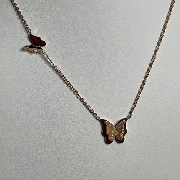 Butterfly necklace and earring set 18k gold plated NWOT - Picture 7 of 7